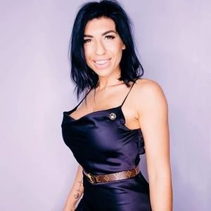 Meet your Posher, Kim